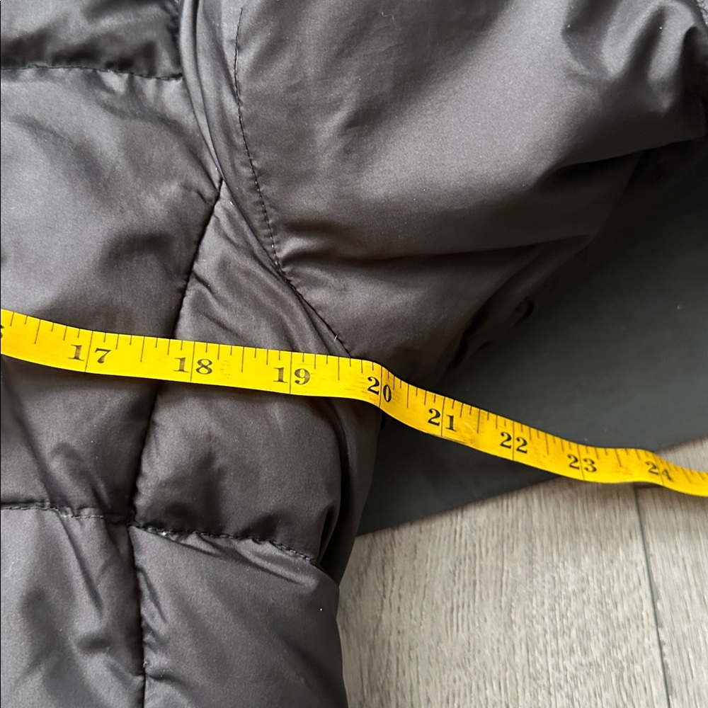 J. Crew Black and Tan Puffer Jacket size medium - Picture 9 of 12